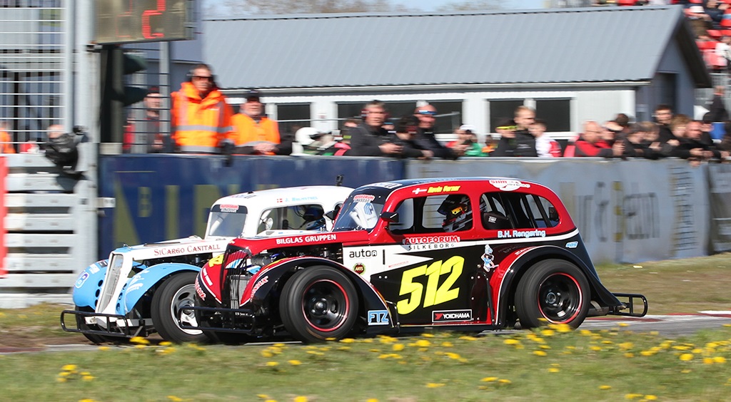 Der er lagt op til en mindre familiefejde i toppen af Legend mesterskabet, når fætrene Kevin Verner og Joachim Lee Holmstoel tager kampen op påny.
(Foto: Motorsporten.dk)